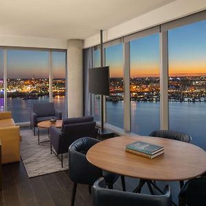 One-Bedroom King Suite River View